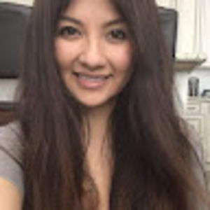 Meet your Posher, Carolina